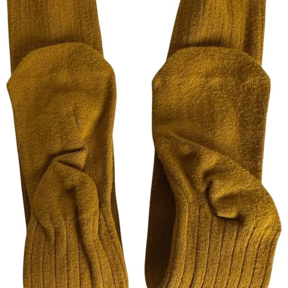 Collegien Girls Footed Tights size 8 Mustard